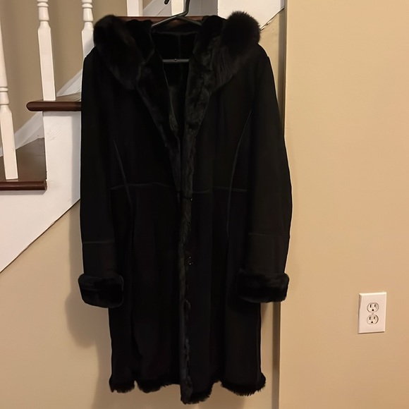 Gorgeous  suede coat - Picture 2 of 6